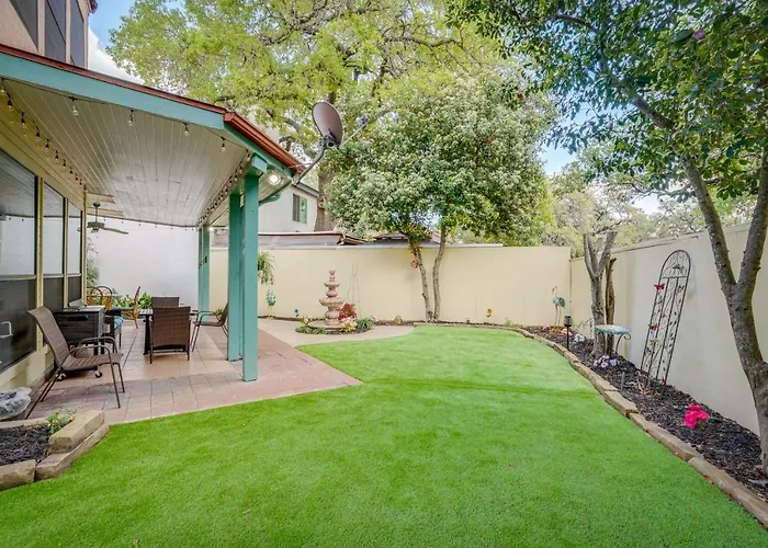 Spacious San Antonio Home With Patio And Grill!